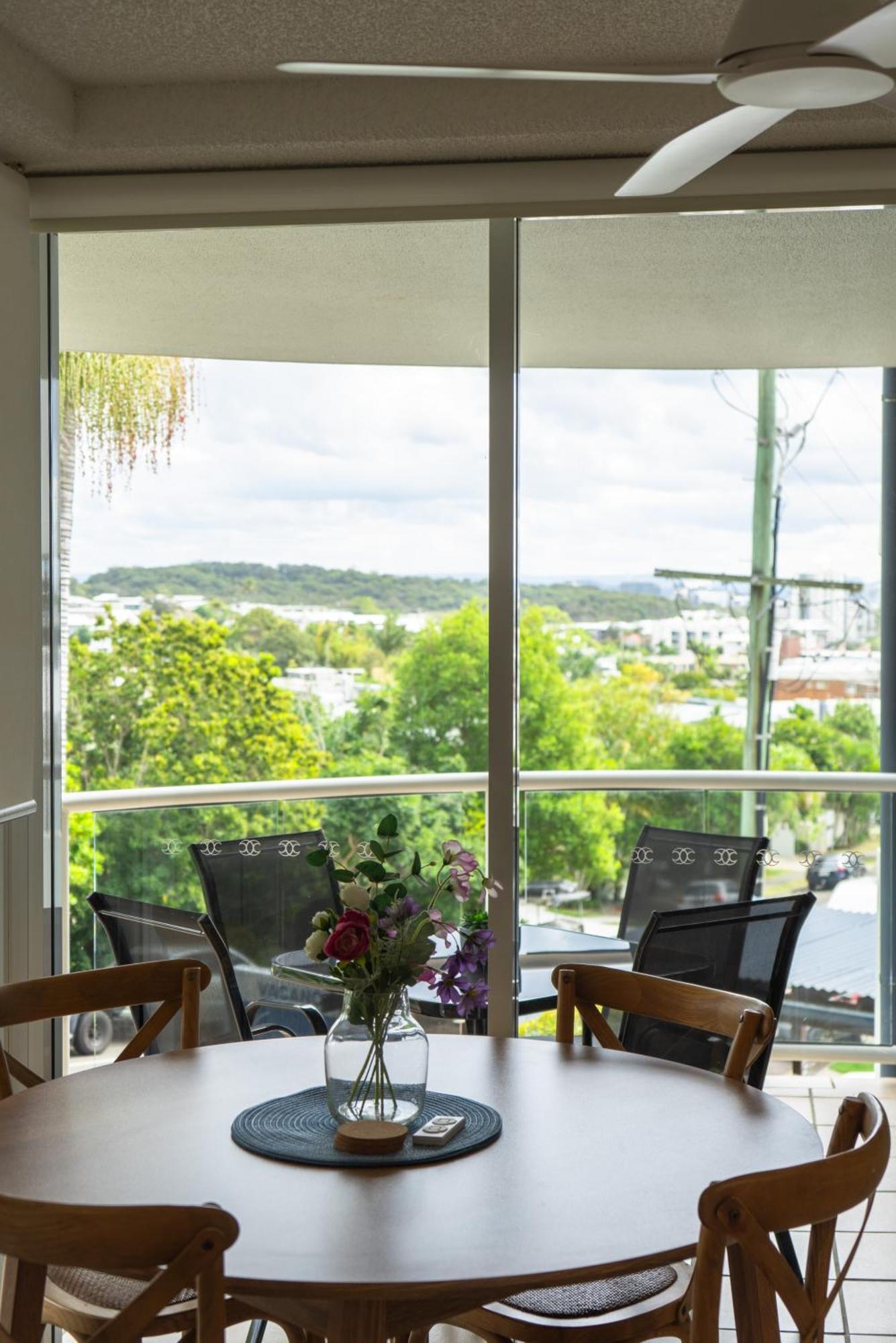 Ocean Vista On Alex Aparthotel Alexandra Headland Ngoại thất bức ảnh