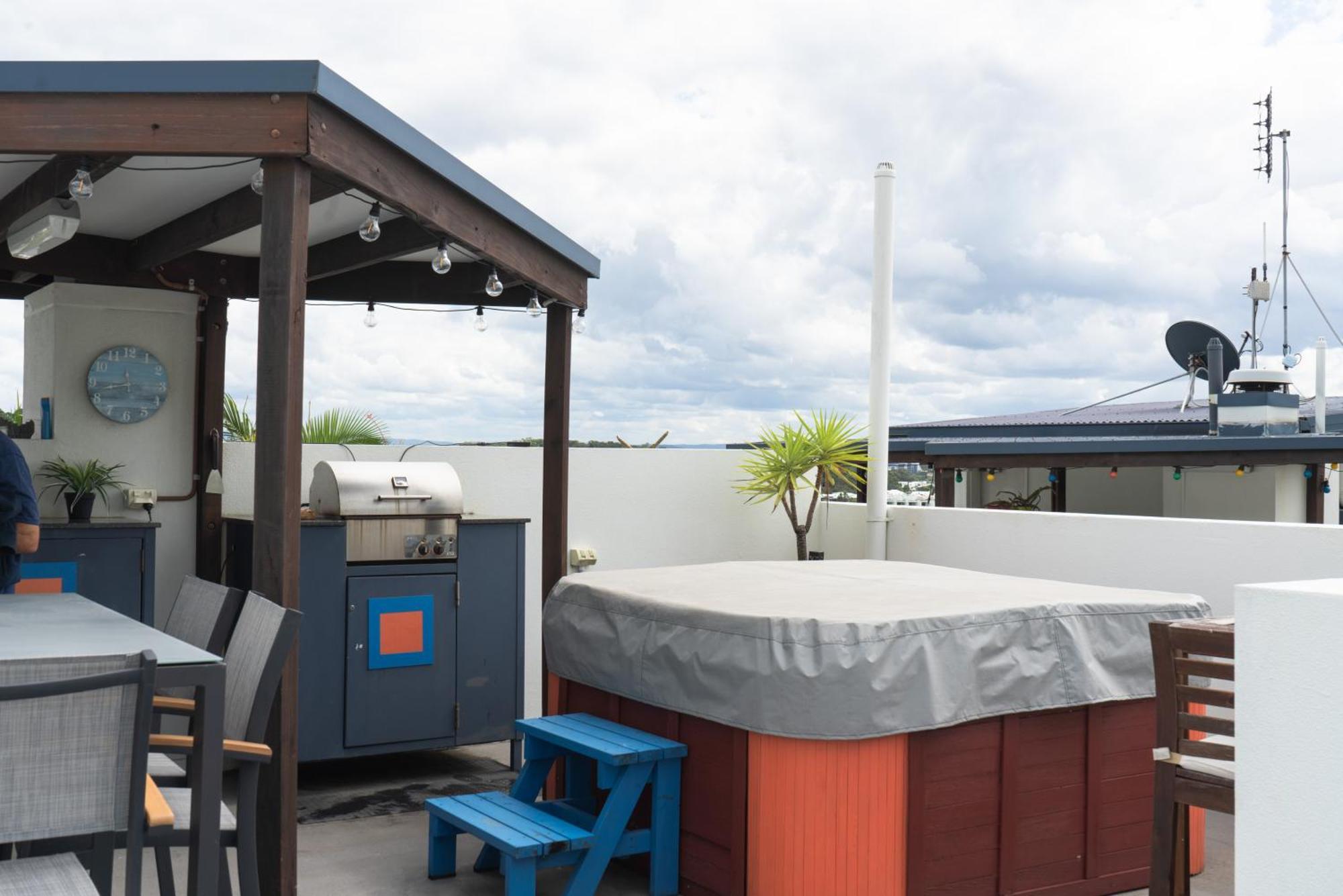 Ocean Vista On Alex Aparthotel Alexandra Headland Ngoại thất bức ảnh